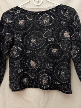 100% Merino Wool Black Crewneck Sweater with Circular Paisley Motif M